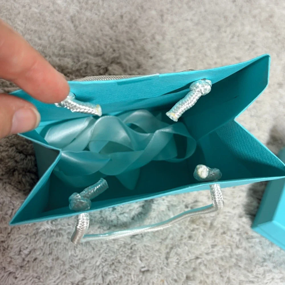 Tiffany & Co Blue Small Shopping Bag and Jewelry Gift Box Set with Ribbon
